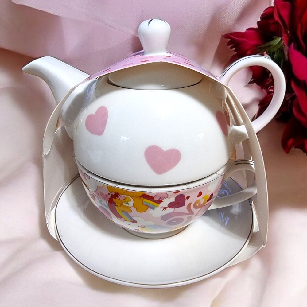 🆕️ Care Bears Heart Design Teapot for One Set - White and Pink